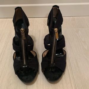 Michael Kors Vintage Black Zip-Up Pumps - Size 8.5